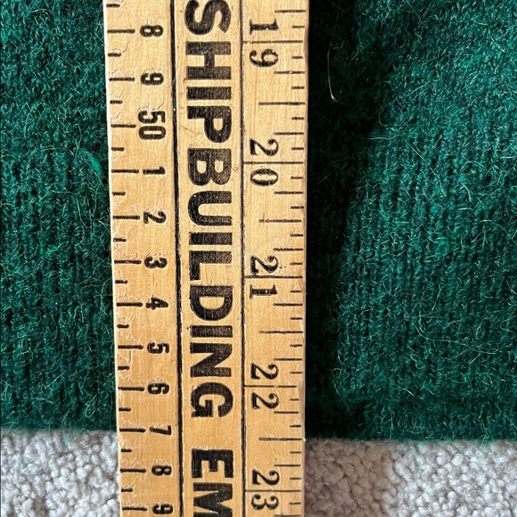 Sundry Ciao Crewneck Sweater Green Intarsia Knit Word Pullover Size Medium - Picture 8 of 9